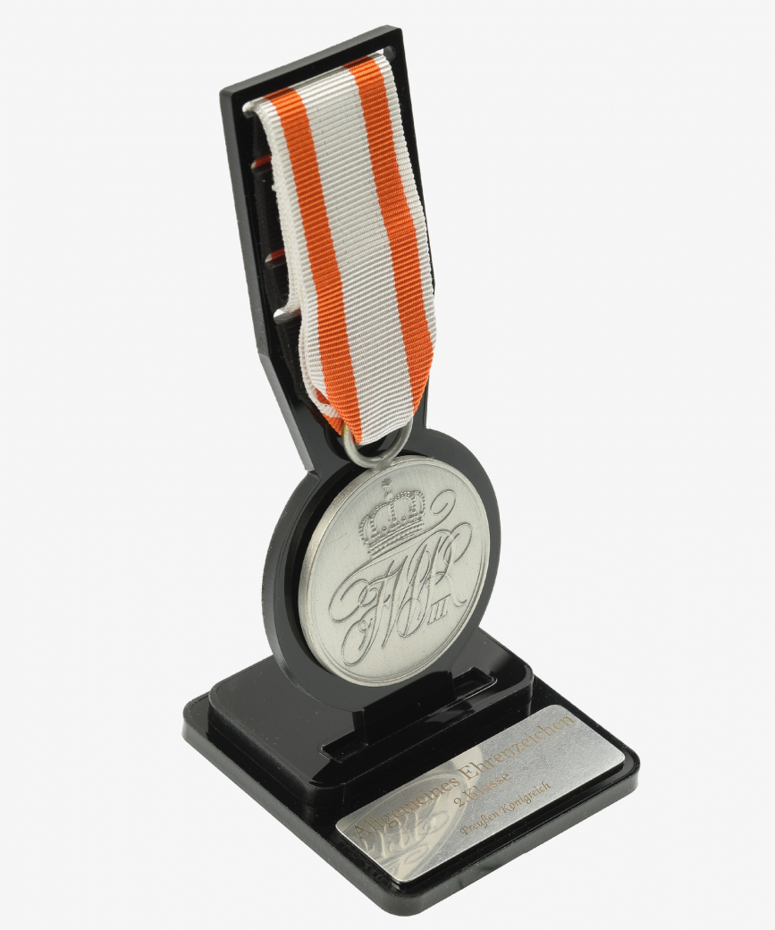 Display Stand, Prussia, General Decoration of Honour 2nd Class, Medal